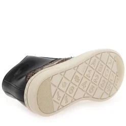 23232076 - Noir Marron